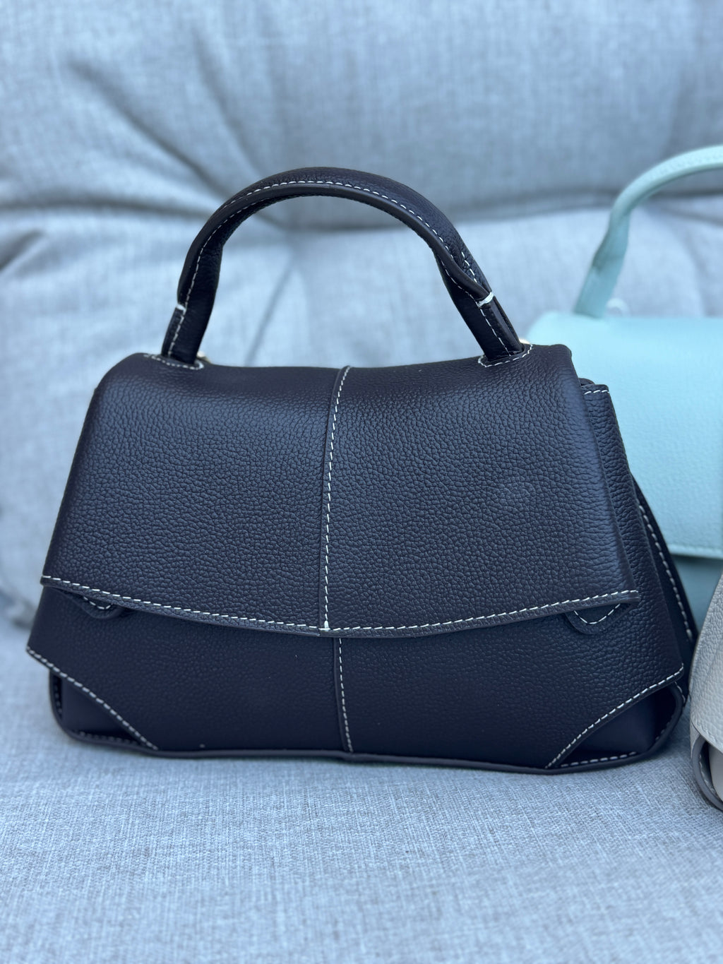 Noir Belle Mini Handbag – Black Edition (with small defect)