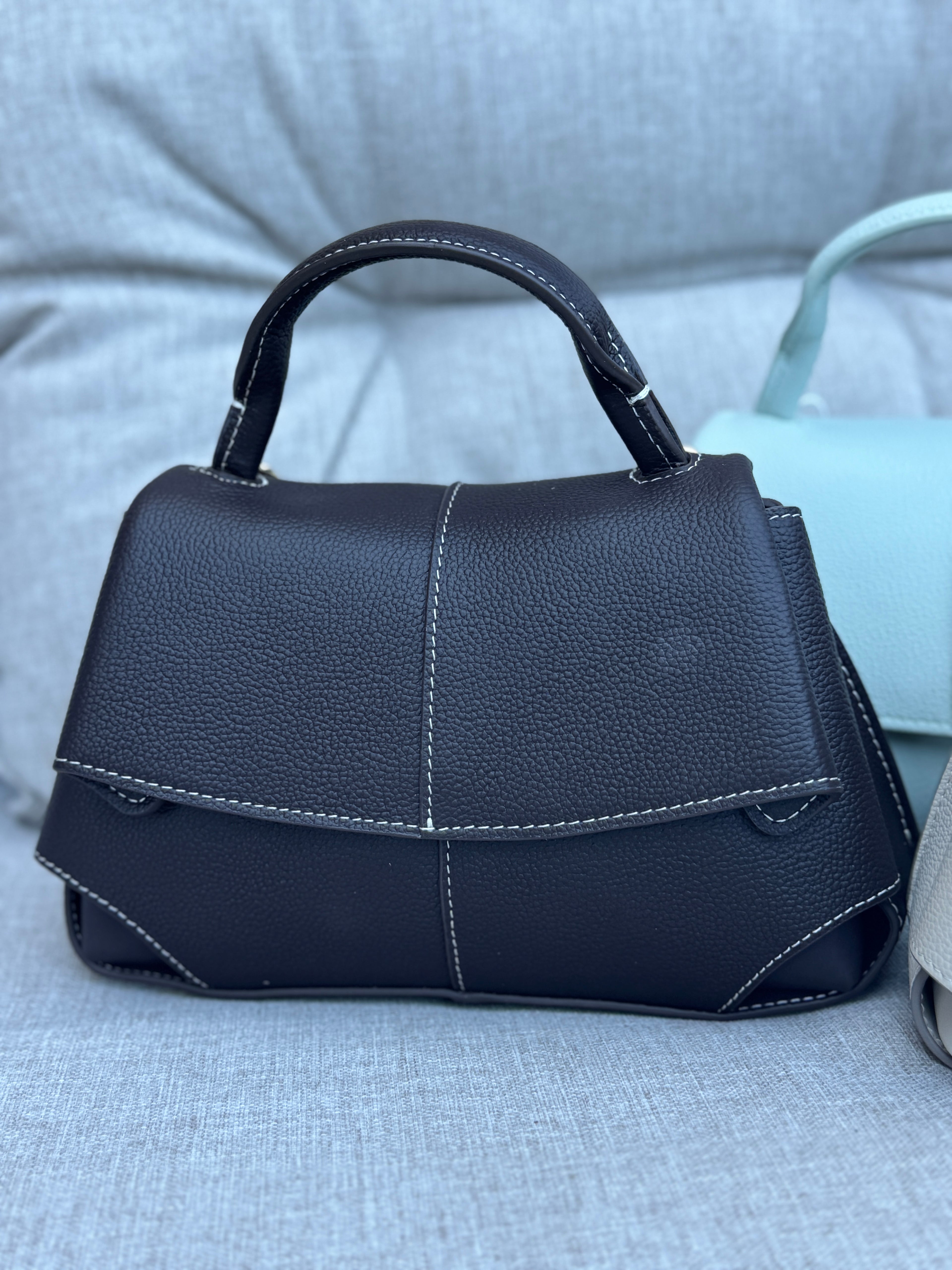 Noir Belle Mini Handbag – Black Edition (with small defect)