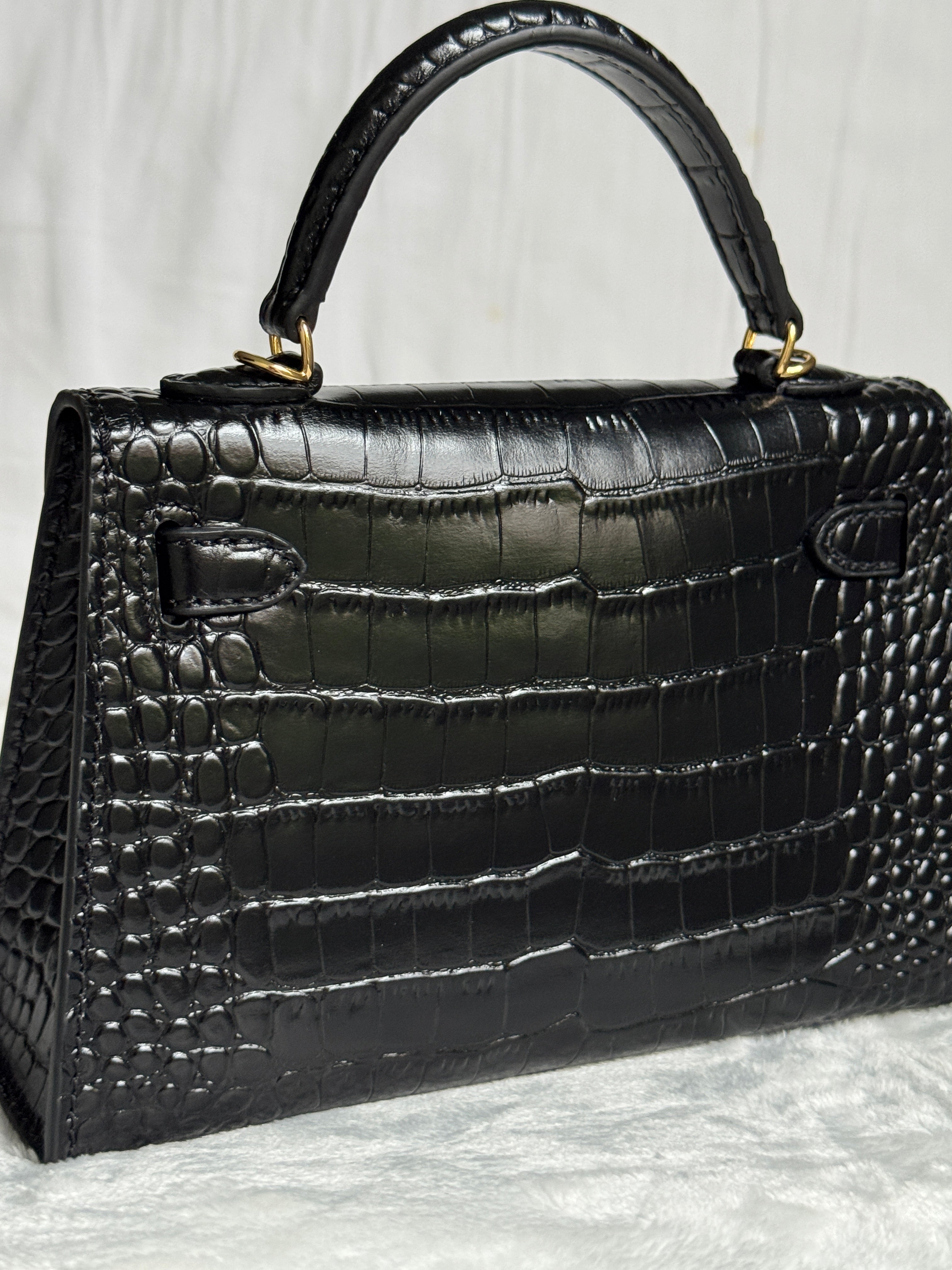Mini Top Handle Crossbody Bag/black