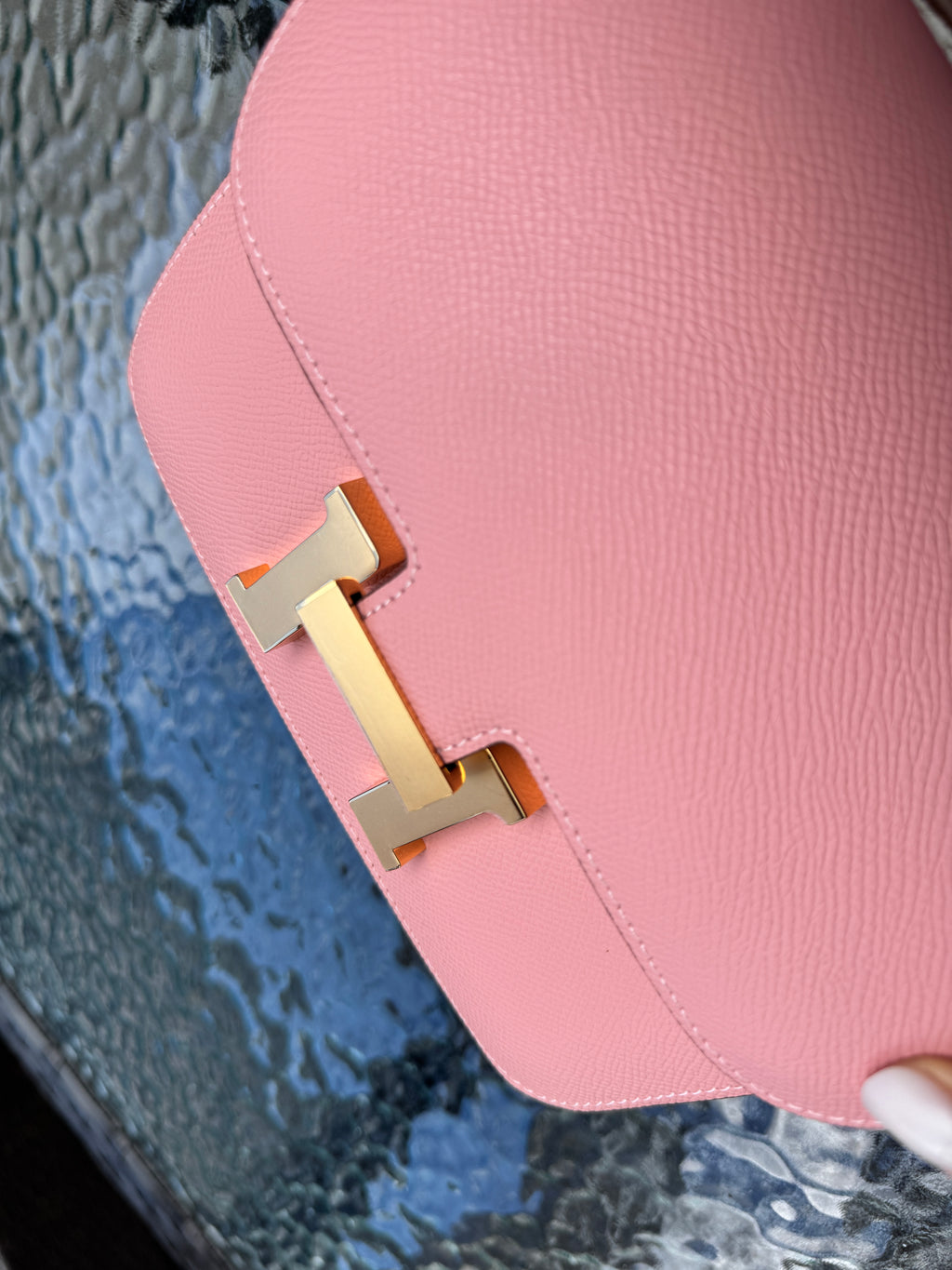 Rosé Elegance Crossbody Bag – Blush Pink