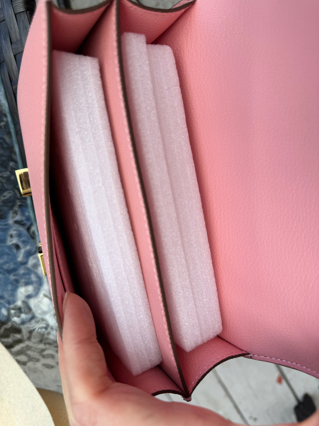 Rosé Elegance Crossbody Bag – Blush Pink