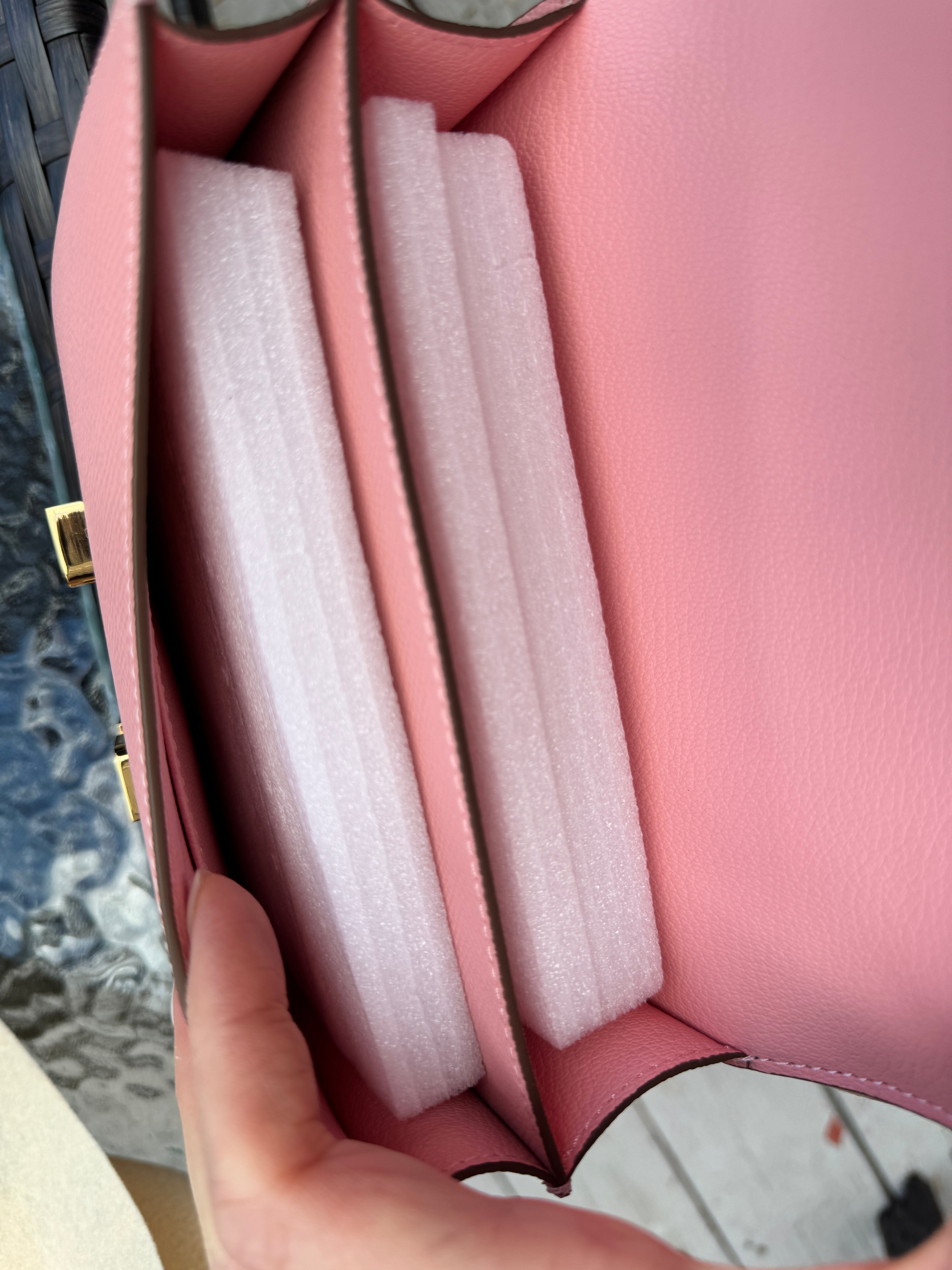 Rosé Elegance Crossbody Bag – Blush Pink