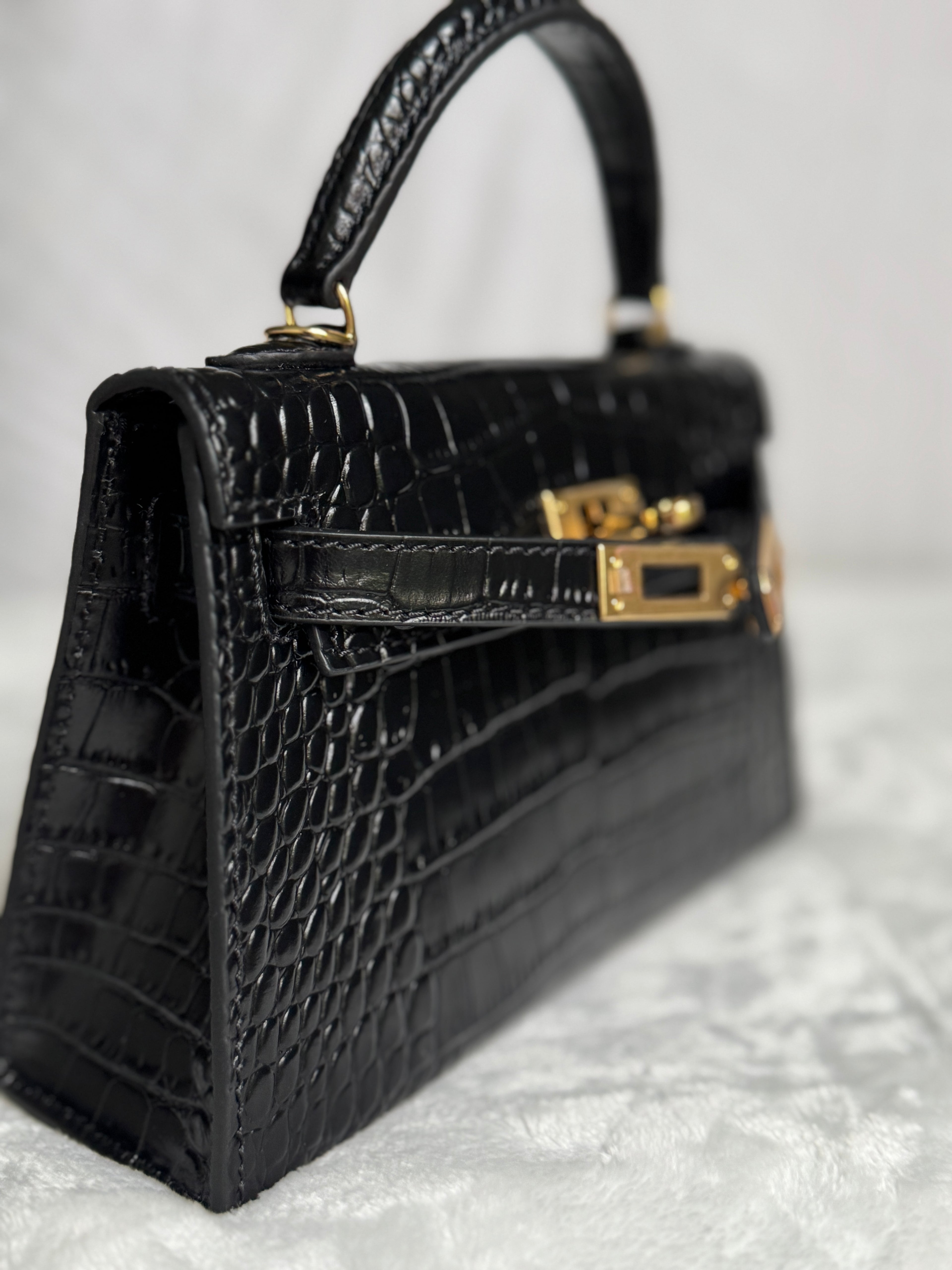 Mini Top Handle Crossbody Bag/black