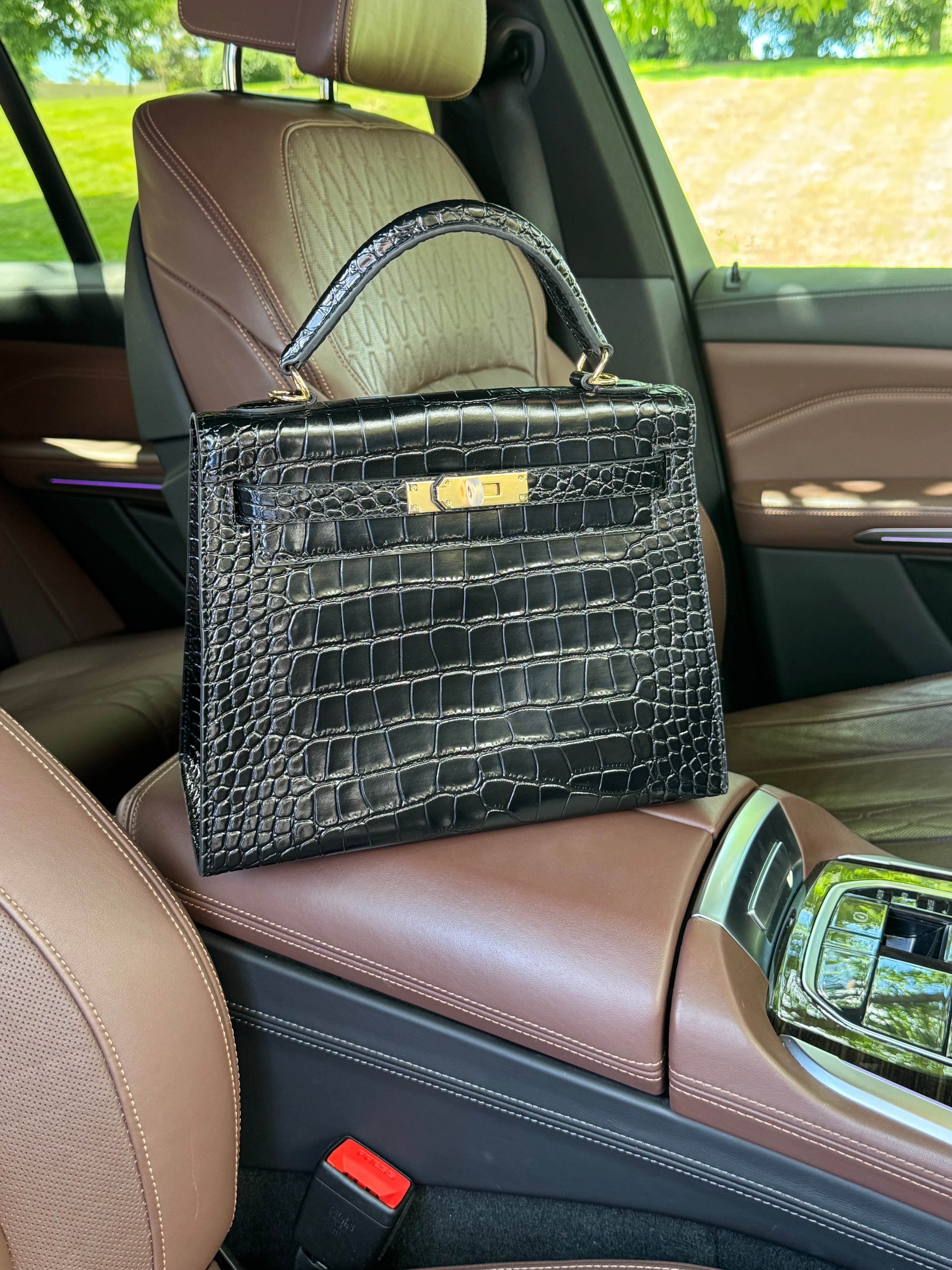 Luxury Look , Affordable Price.