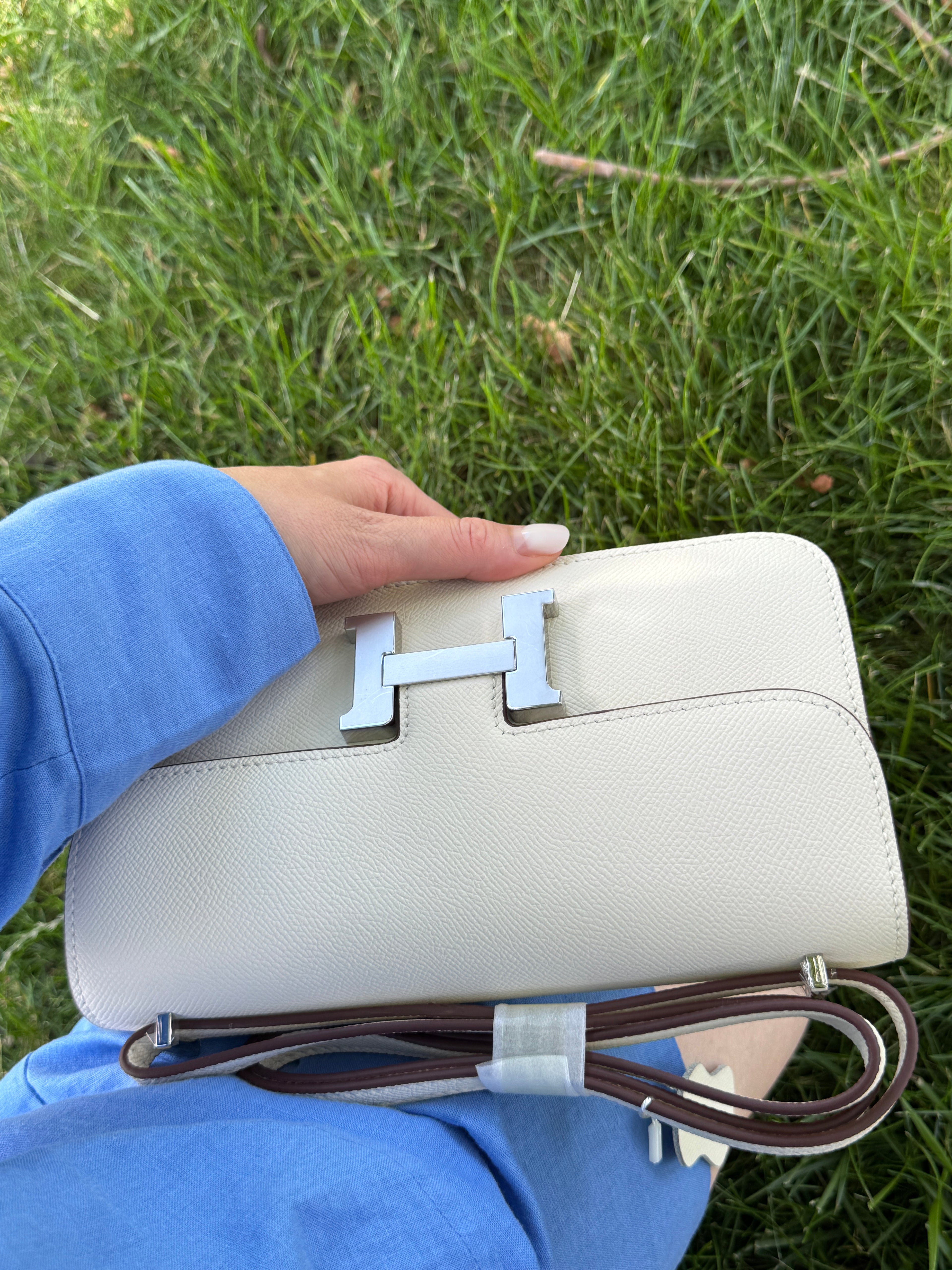 Ivory Grace Crossbody Bag – Pearl White Edition